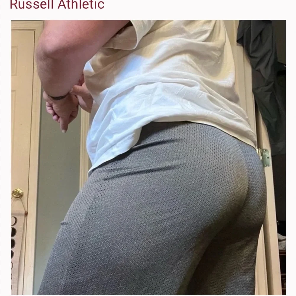 Great Comfortable Pair of used Grey Gym Shorts. Sooo comfortable. Size M - Picture 2 of 2